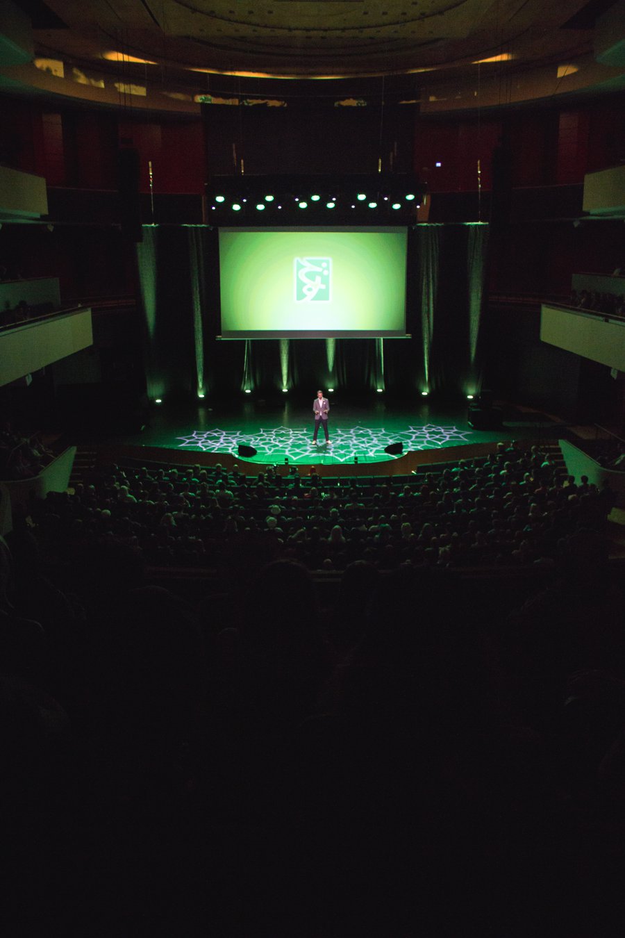 desucon2022_avajaiset_pixeffect-8263