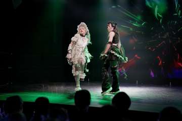 26080811571001
