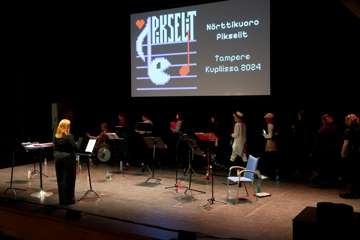 Pikselit nörttikuoron konsertti - Juce
