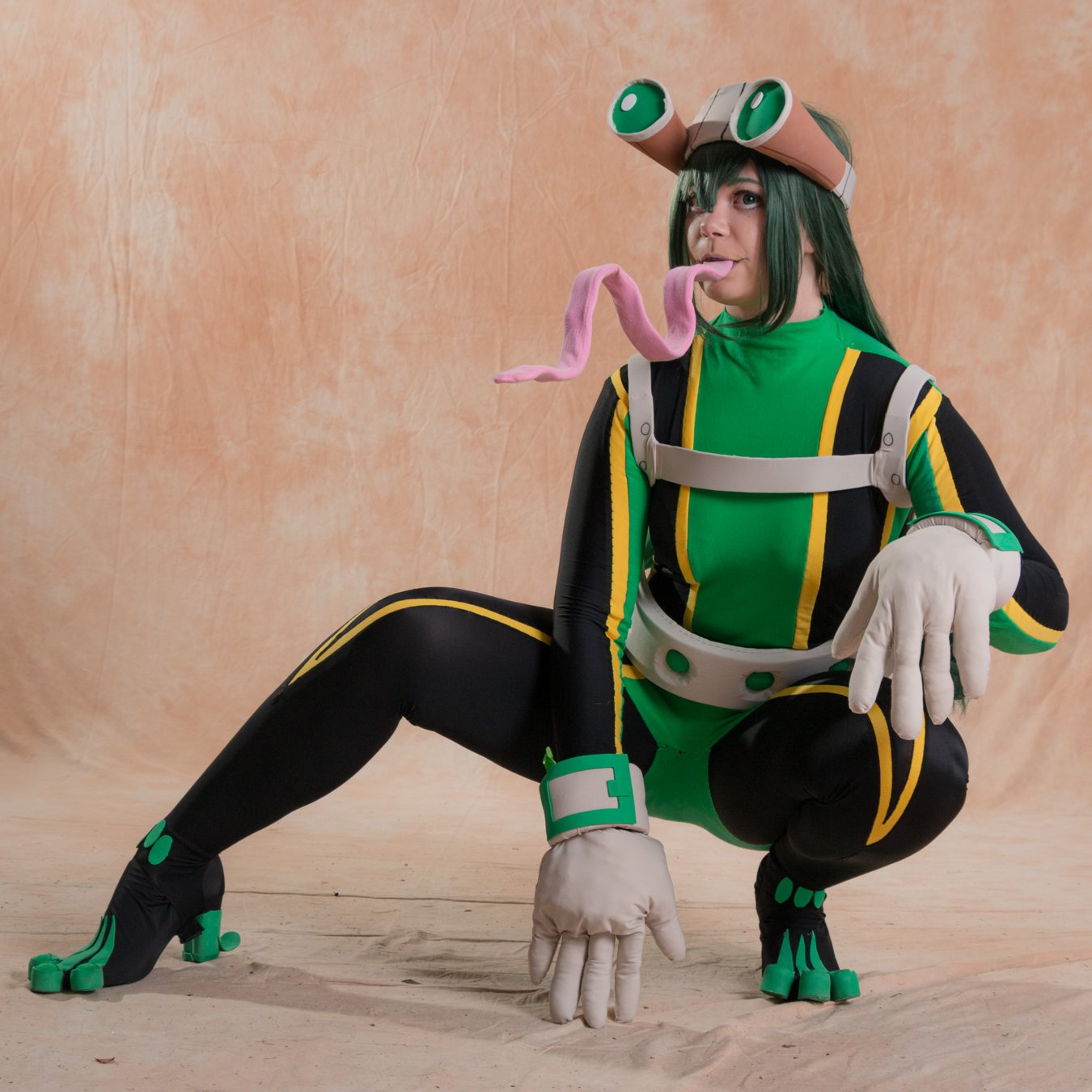 tracon19_su_HL-201